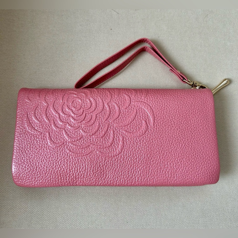 Katee NWOT Elegant Pink leather Embossed wallet with wrist strap